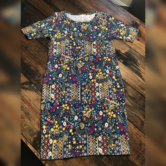 LuLaRoe Dresses & Skirts - Lularoe Dress XL LuLaRoe Dresses & Skirts - Lularoe Dress XL